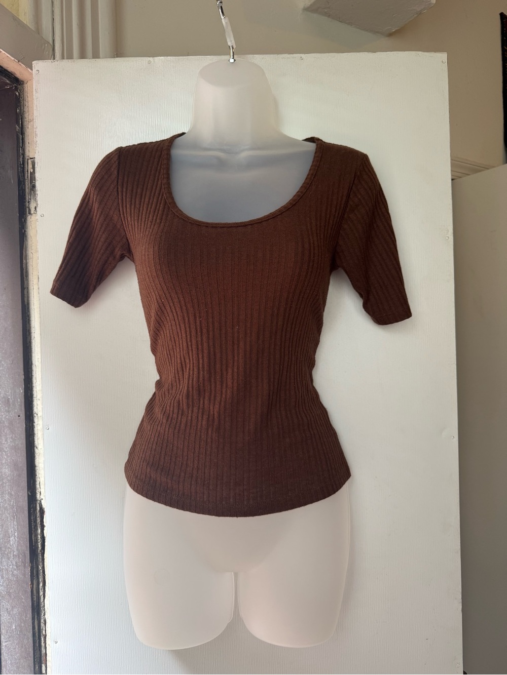 Old Navy Brown Ribbed Scoop Neck Top (free with purchase of another item)